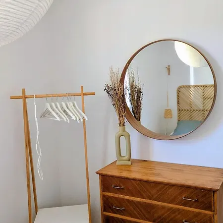 La Petite Maison Dans La Pinede Holiday home *